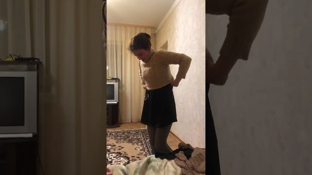 У Таньки постоянки сел свитер 🤣 смотреть онлайн
