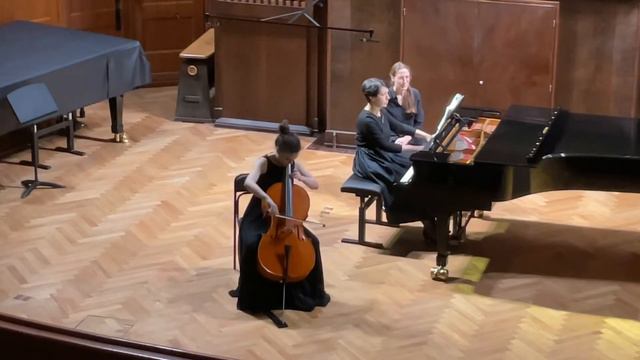 Martinu - Variations on a Theme of Rossini смотреть онлайн