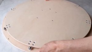 Вращающееся основание для крутящегося центра стола с дополнительными опорными роликами