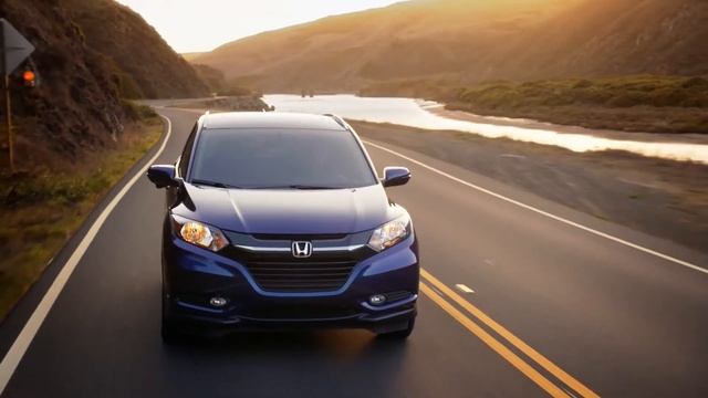 2016 Honda HR-V AWD EX-L Deep Ocean Pearl Driving Video | AutoMotoTV смотреть онлайн