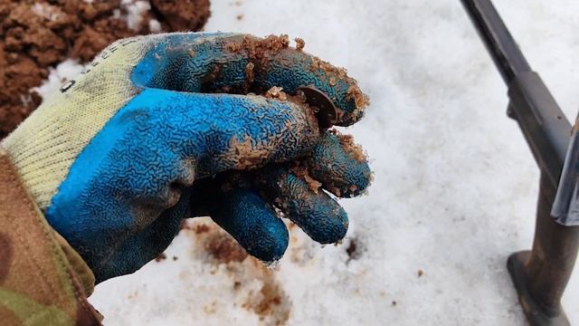 ЧТО МОЖНО НАЙТИ НА КАРТОФЕЛЬНОМ ПОЛЕ? смотреть онлайн