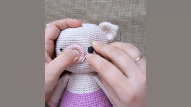 Amigurumi Eyes Embroidering Tutorial