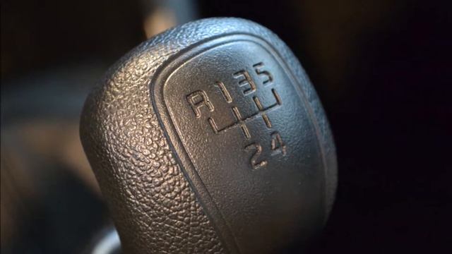 Kia Venga 1,4 benzin Intro Edition смотреть онлайн