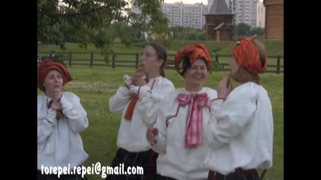 Смирёнушка.Кукиклы.Пение в дудки. смотреть онлайн