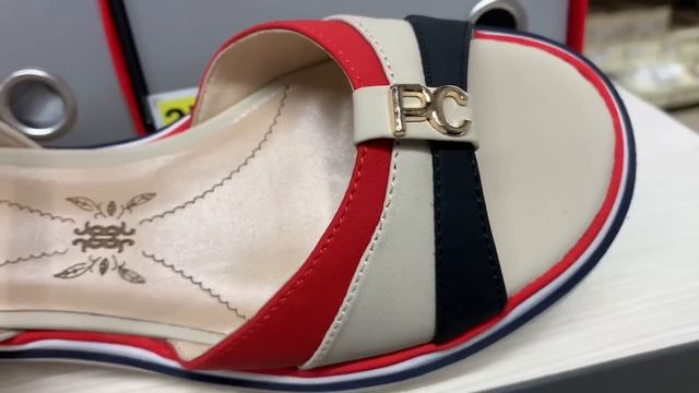 Кари Летняя женская обувь Новинки? смотреть онлайн