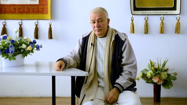 Что можно посоветовать людям, чтобы они стали счастливыми? смотреть онлайн