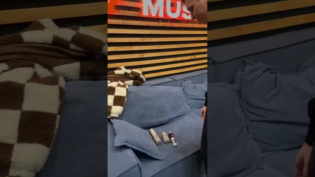 Зачем на студии 3 микрофона? #студиязвукозаписи #bazamusic #сведениевокала #флстудио