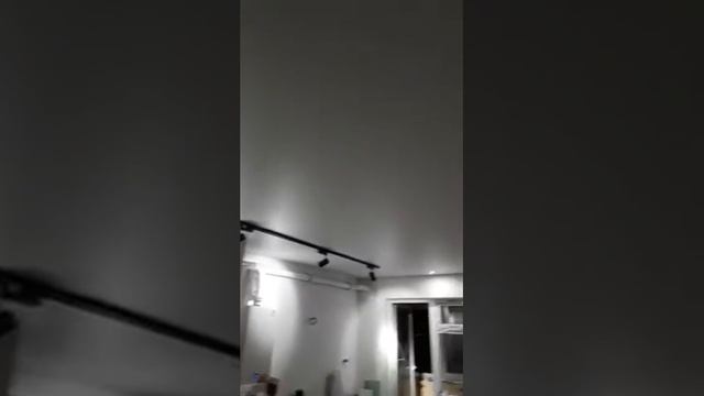 натяжной потолок белый сатиновый смотреть онлайн