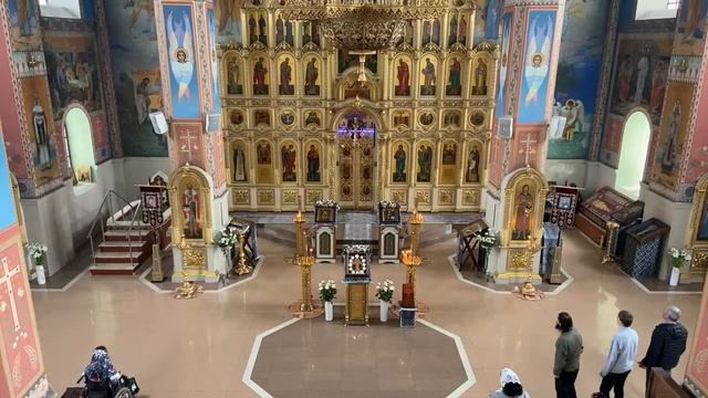 Крестопоклонная неделя. Литургия смотреть онлайн