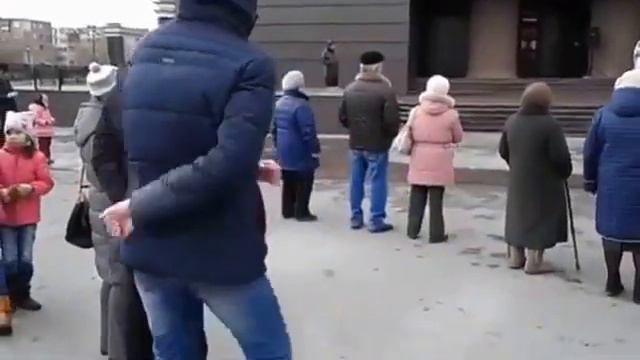 Безудержное веселье в Орске смотреть онлайн