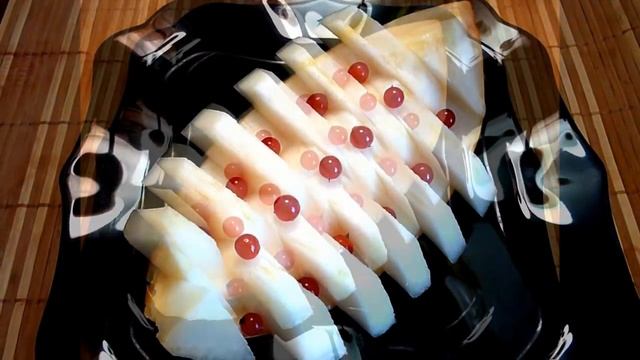 КАК КРАСИВО НАРЕЗАТЬ АРБУЗ И ДЫНЮ! смотреть онлайн