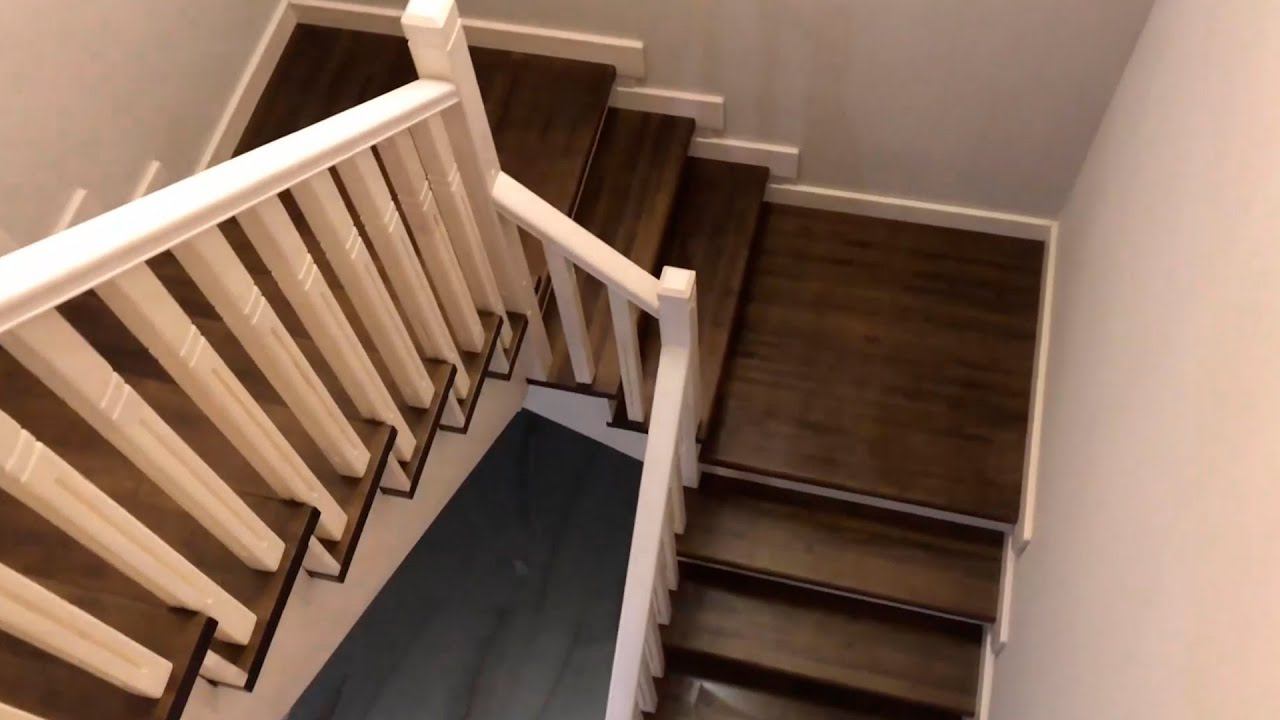 П - ОБРАЗНАЯ ДЕРЕВЯННАЯ ЛЕСТНИЦА С ДВУМЯ ПОВОРОТНЫМИ ПЛОЩАДКАМИ смотреть онлайн