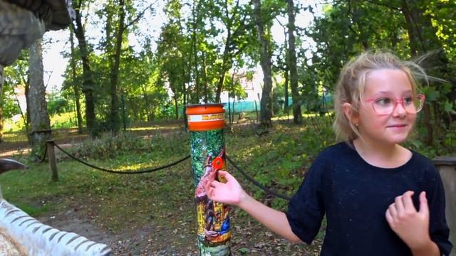 Каролинка в ДИНОпарке ? смотреть онлайн