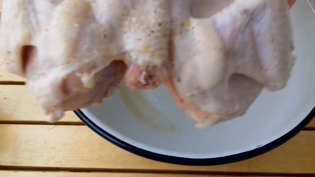 Супер вкусный маринад для курицы!Курица запечённая в духовке!///Chicken baked in the oven!! смотреть онлайн