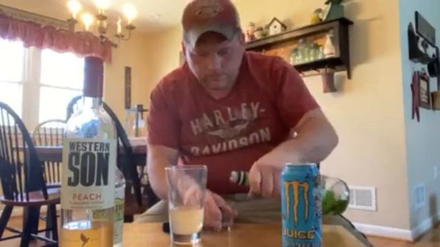 Spiked Mango Loco, Monster Energy Drink смотреть онлайн