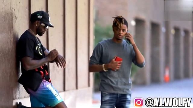 ВЗЯТЬ У НЕЗНАКОМЦА ТЕЛЕФОН И РАЗБИТЬ ПРАНК смотреть онлайн