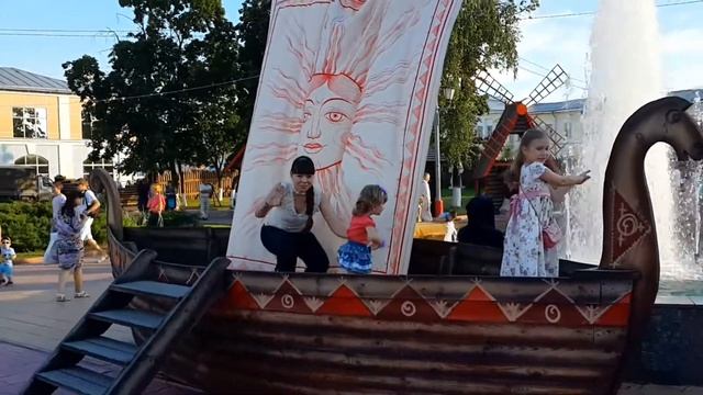 New!! Дети и родители.День семьи смотреть онлайн