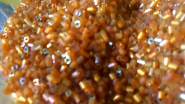 Поговорим о разновидности бисера рубке и стеклярусе. смотреть онлайн