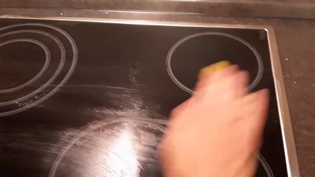2 Ст.л и Жир с плиты Сошел Делюсь рецептом. Оттираем электрическую плиту от жира и пригара. смотреть онлайн