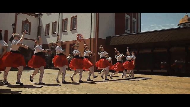 Танец "Арагонская хота" - исп. образцовый хореогр. ансамбль "Реченька" (Балтйиская палитра - 2021" смотреть онлайн