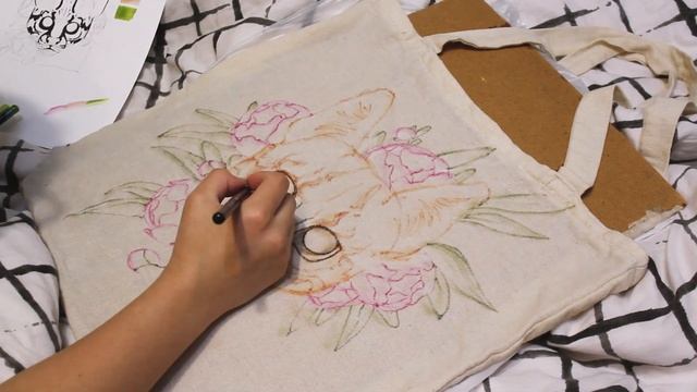 КАРАНДАШИ ПО ТКАНИ? что? #карандаши смотреть онлайн