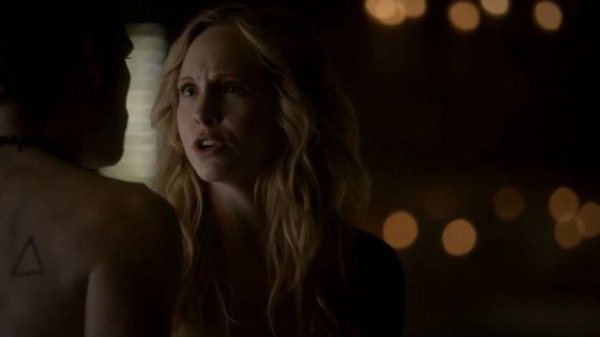 Клаус и Кэролайн 4х18 №2