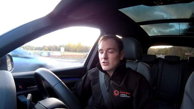 Audi Q5 2.0 TDI Quattro S Line 2018 Review | 3 Good 3 Bad смотреть онлайн