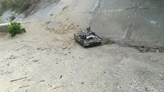 1/16 T-90 rc tank ökörködés смотреть онлайн