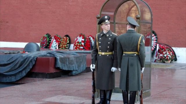 Как почётный караул не замерзает в сильные морозы смотреть онлайн