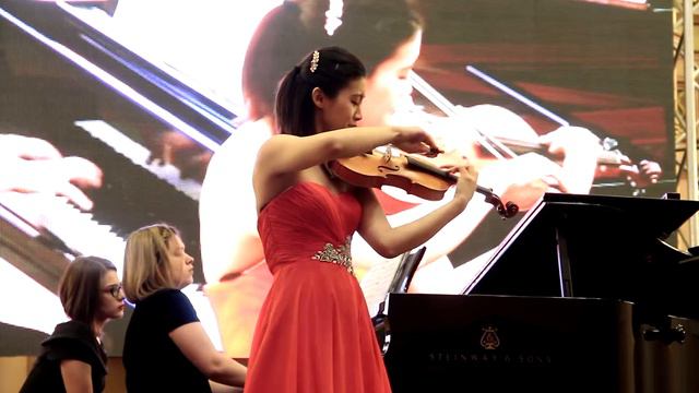 Crystal Qi (USA) Pablo de Sarasate. Caprice Basque, Op. 24 смотреть онлайн