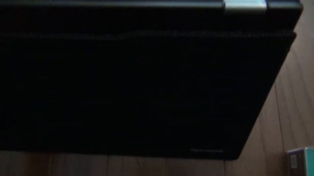 Lenovo Yoga 2 Sleeve and Logitech t630 Ultrathin Touch Mouse Unboxing and Overview смотреть онлайн