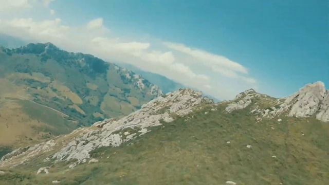 Long range fly climb the mountain with Gemfan new 7'' 3 bades props смотреть онлайн