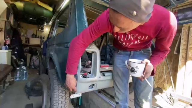 Восстановление нива 21213. часть 5. замена задней панели и ее усилителя.