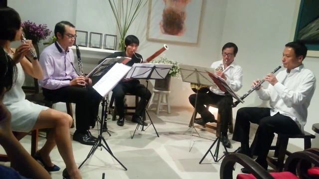 Rimsky-Korsakov: Flight of the Bumblebee - FANTASIA wind quintet- Huong Thu Le Flutist смотреть онлайн