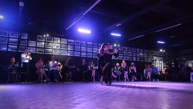 Gonzalo Cuello & Katya Azzarito Improvisación - Cuarteto Pichuco (Live) - Vals / Zotto Tango Academ смотреть онлайн
