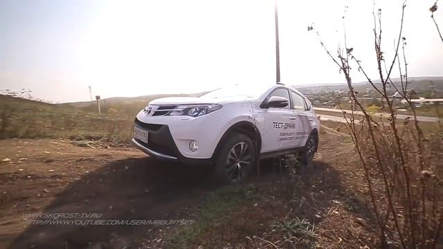 Тест-драйв Honda CR-V против Toyota RAV4. Кто круче? смотреть онлайн