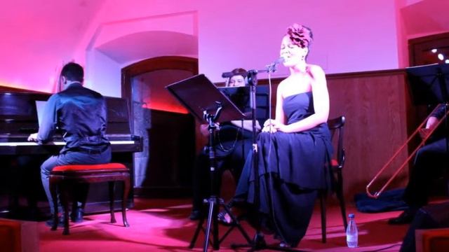 La cocainómana - Cabaret en vivo смотреть онлайн