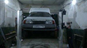 установка автомобильного подъемника stenhoj