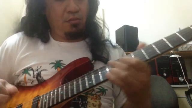 Jingle Bell by Cao Minh Đức 2016-Use Amply Cube GX40 & Me 80 Boss (Roland) смотреть онлайн
