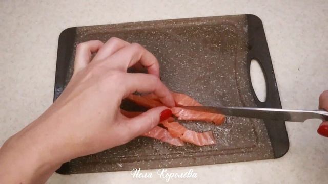 СУШИ - Роллы из блинов с семгой и сливочным сыром - Масленица на 8 марта смотреть онлайн
