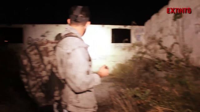 Las CASAS de los SEPULT4DOS, un lugar de INFIERNO donde los FANTASMAS se MANIFIESTAN смотреть онлайн