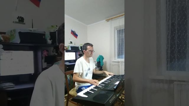 Кавер Селиванова Михаила на песню "На белом покрывале января" смотреть онлайн