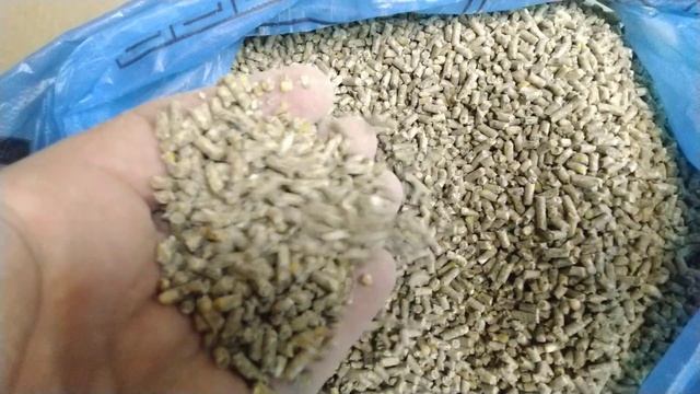 Обзор/Чем кормить несушек/Купить для несушек 40кг комбикорма ПК1-2 интернет магазин/Большой фермер смотреть онлайн