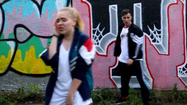Cream Soda & Хлеб - Плачу на техно mood video remix cover by ДУБЛИКАТЫ и Даша Кискина смотреть онлайн