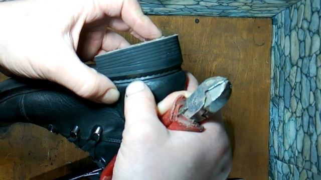Снимаем старые набойки перед заменой смотреть онлайн