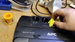 Как не надо использовать ИБП на примере Back-UPS ES 700
