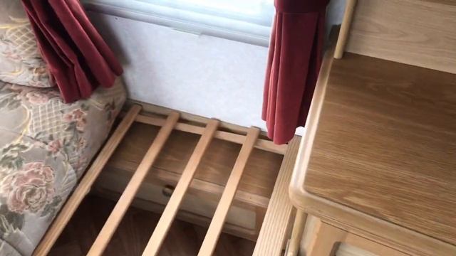 Обзор бюджетного каравана, прицепа-дачи Sterling 2-3 места с тентом и баком, 2000г смотреть онлайн