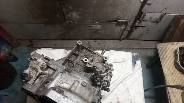 Разбор коробки черри фора и других черри (tigo - eastar - forsa).mp4