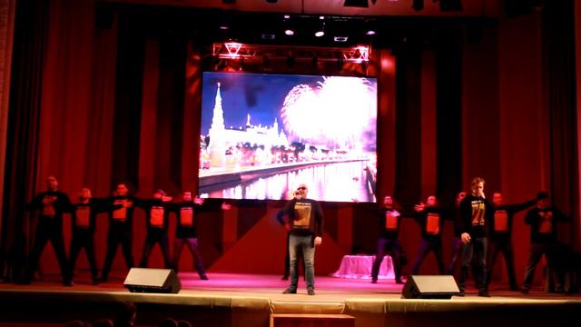 Мужской хор ART'o'dox «The Show Must Go On» смотреть онлайн