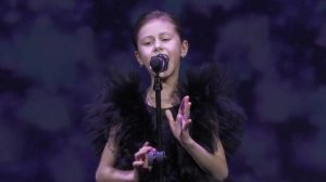 АДЕЛИЯ ЗАГРЕБИНА (8 лет) Кавер на песню Г.Лепса «Вьюга» #живойконцерт